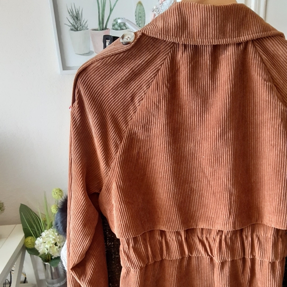 Brown Corduroy Pocketed Lapel Coat Size Small - Picture 5 of 10